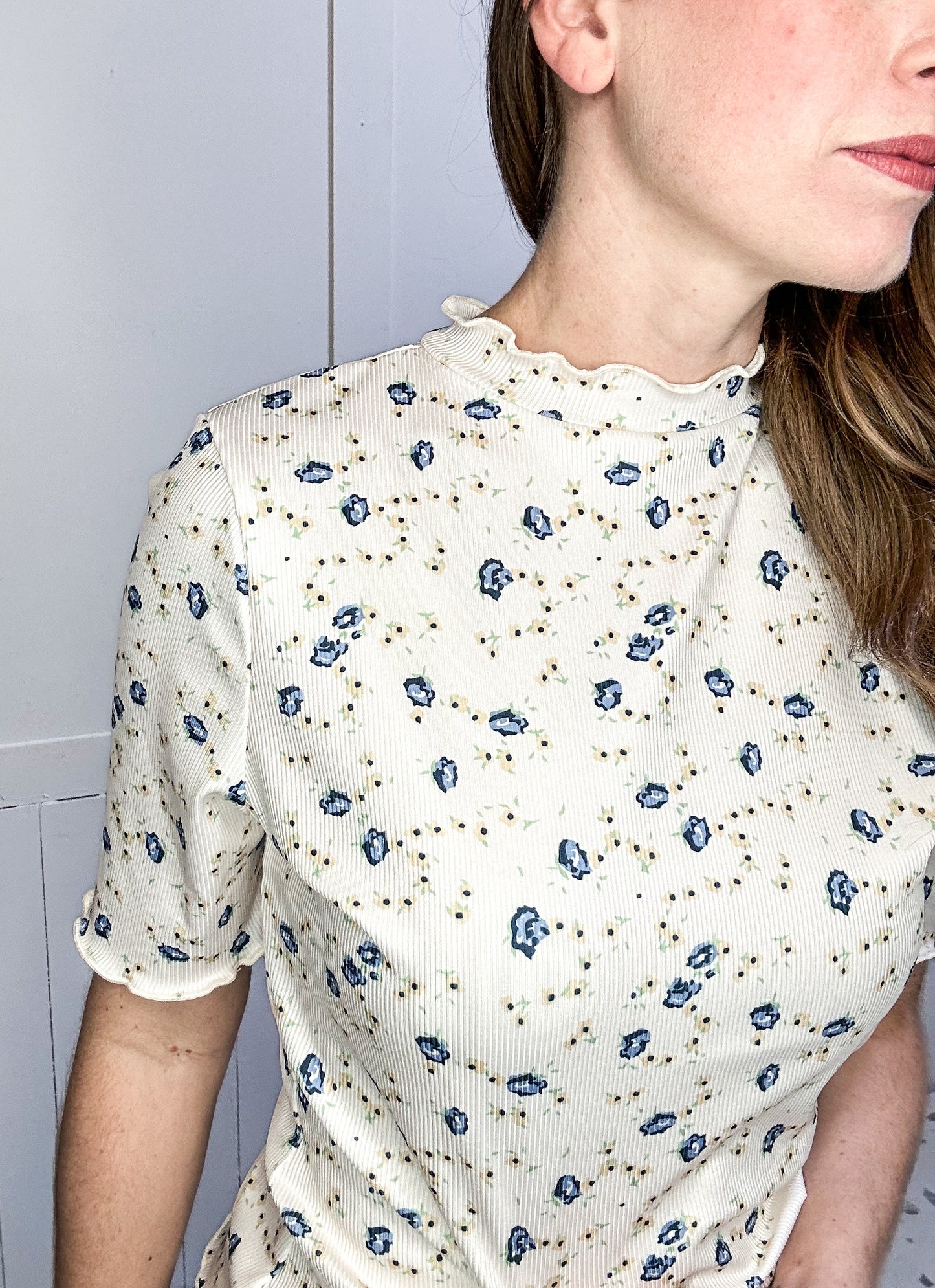 Ribbed Knit Floral Top in Cream and Blue