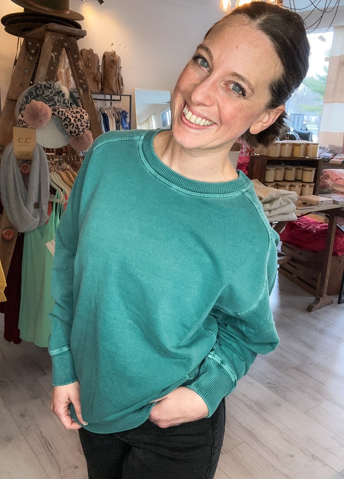 French Terry Pullover in Teal