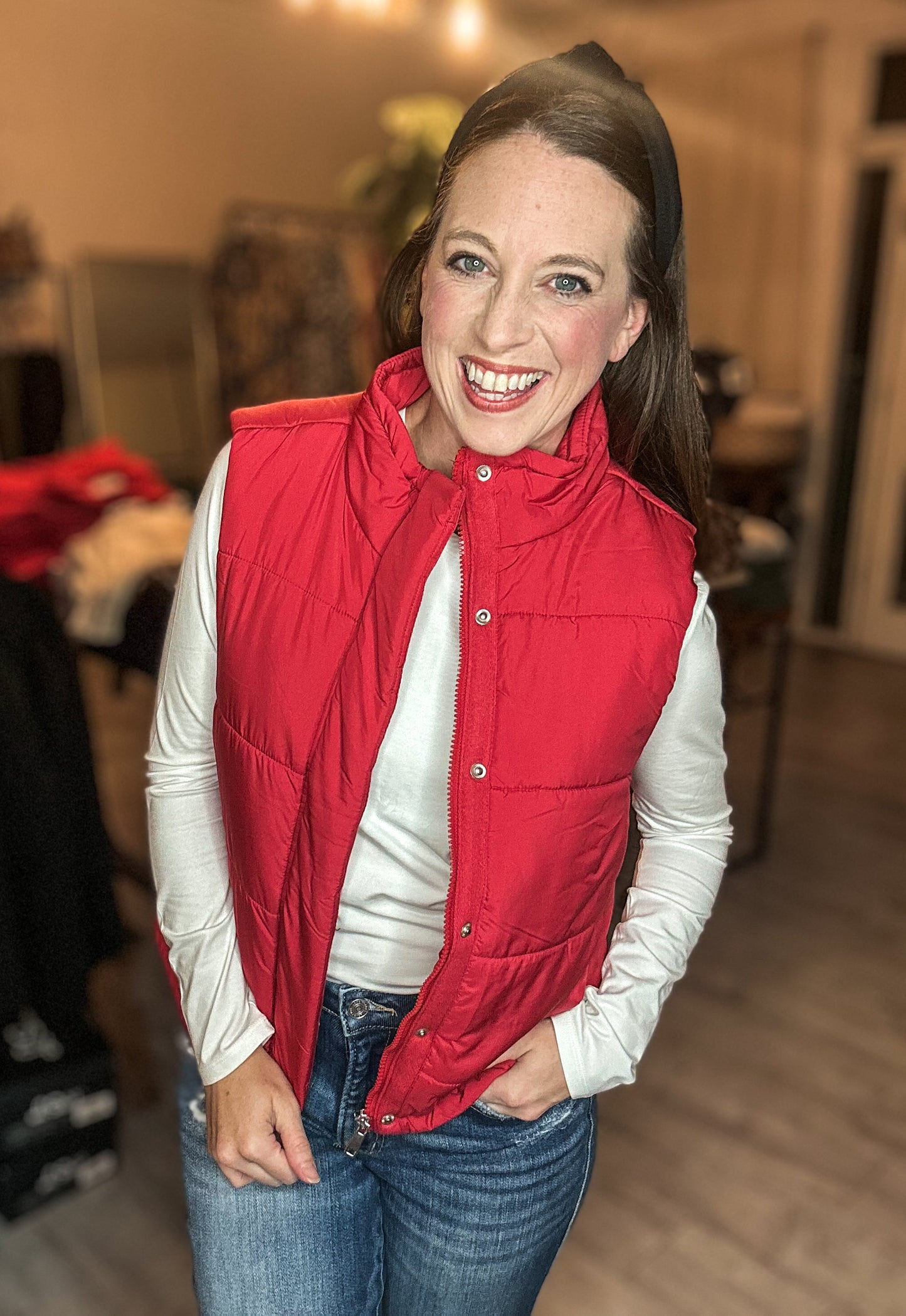 Sleeveless Quilted Vest in Red