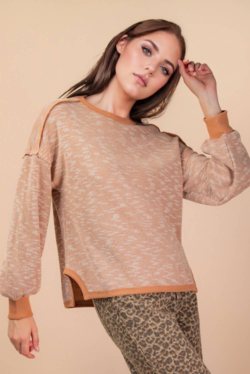 Oversized Printed Knit Casual Top in Mixed Mocha
