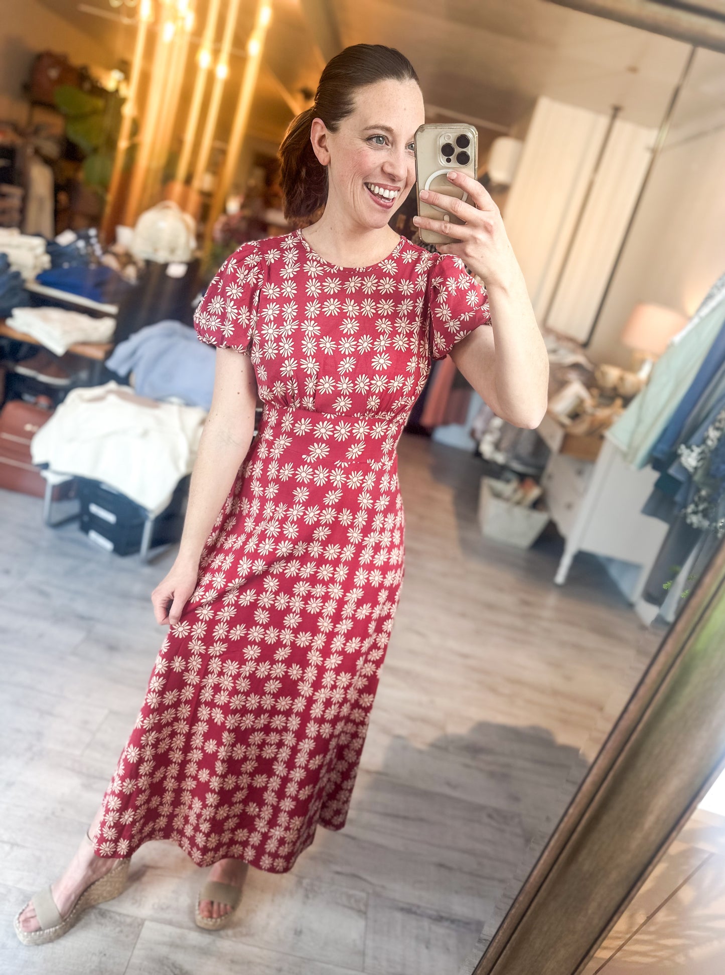 Mi Amor Daisy Midi Knit Dress in Red