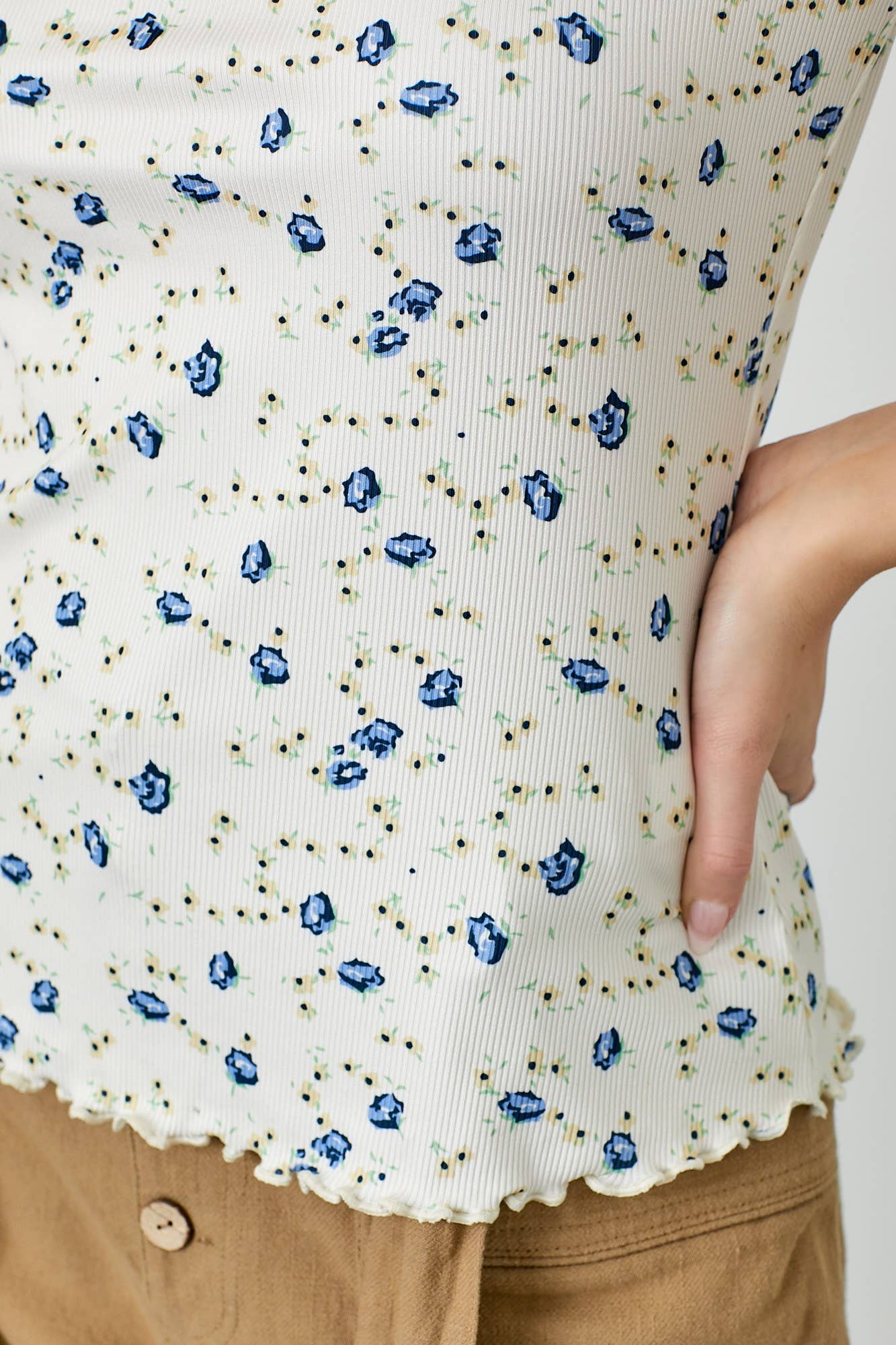 Ribbed Knit Floral Top in Cream and Blue