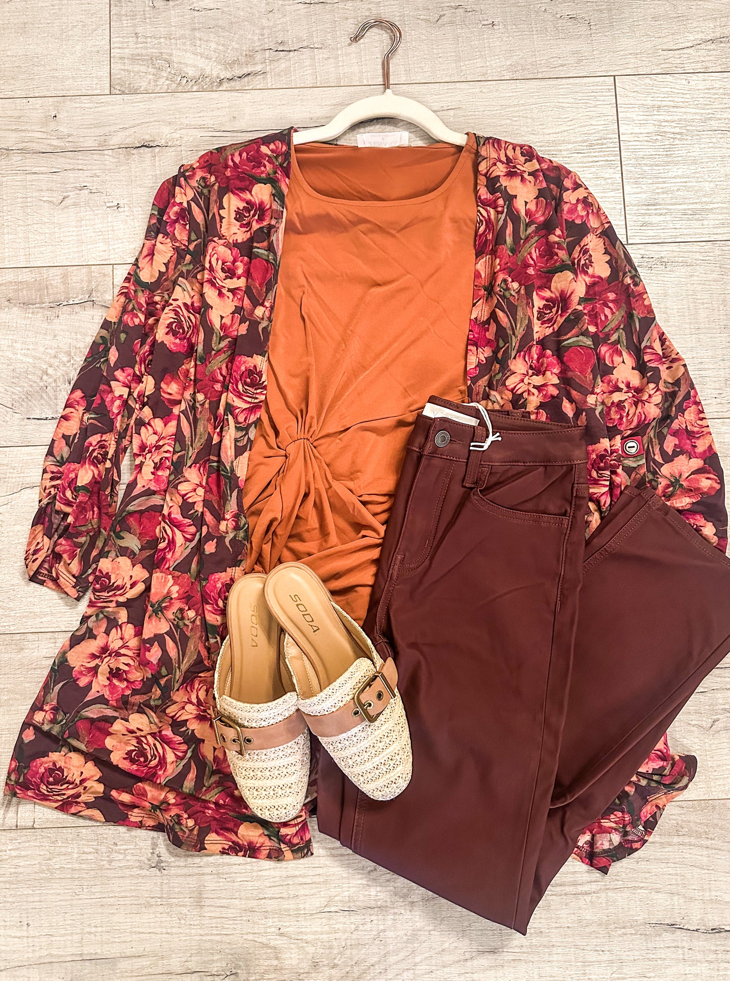 Floral Print Lizzy Cardigan in Wine