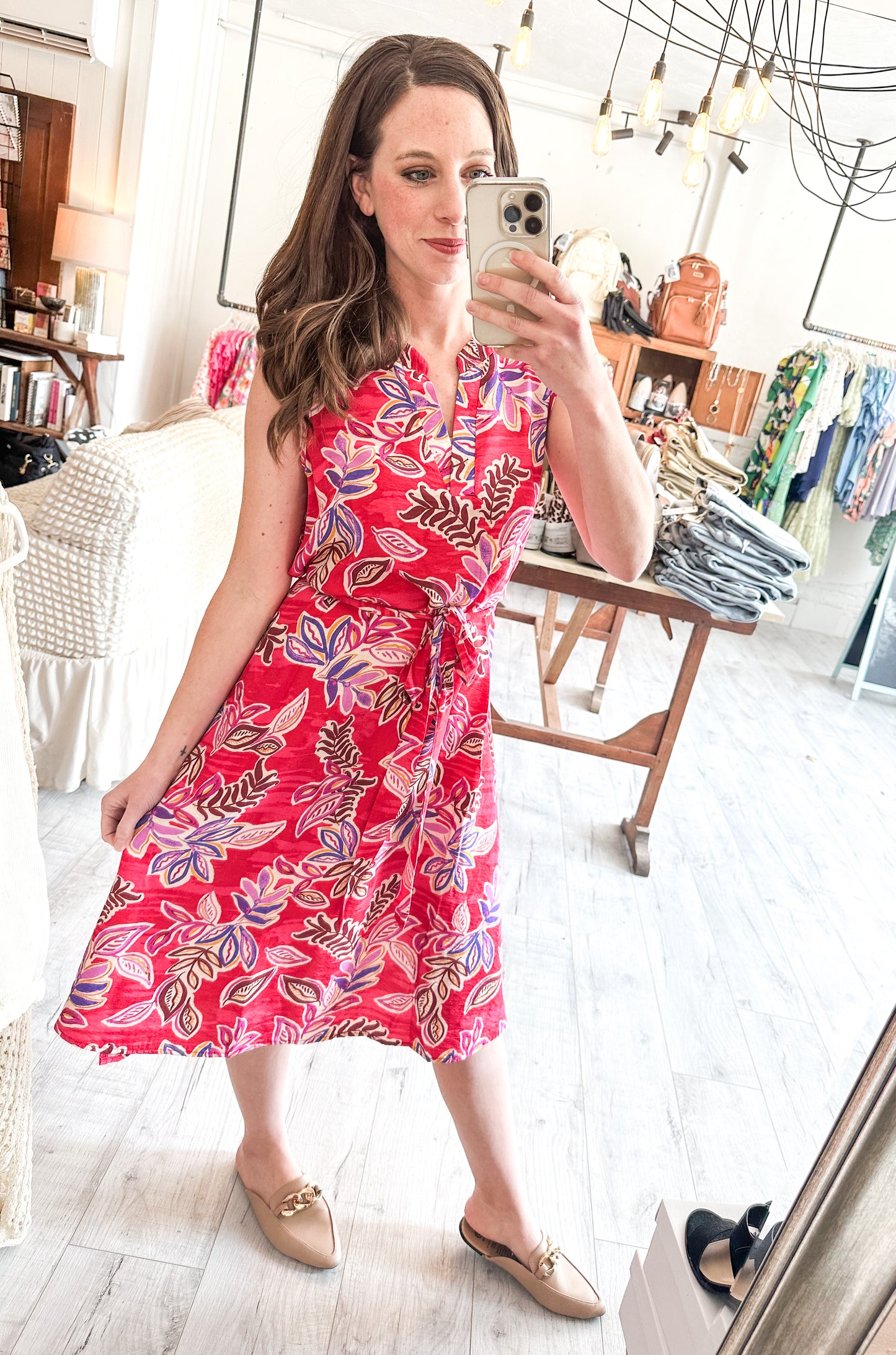 V-neck Midi Floral Print Dress w/ Adjustable Waist Detail in Fuchsia & Orchid
