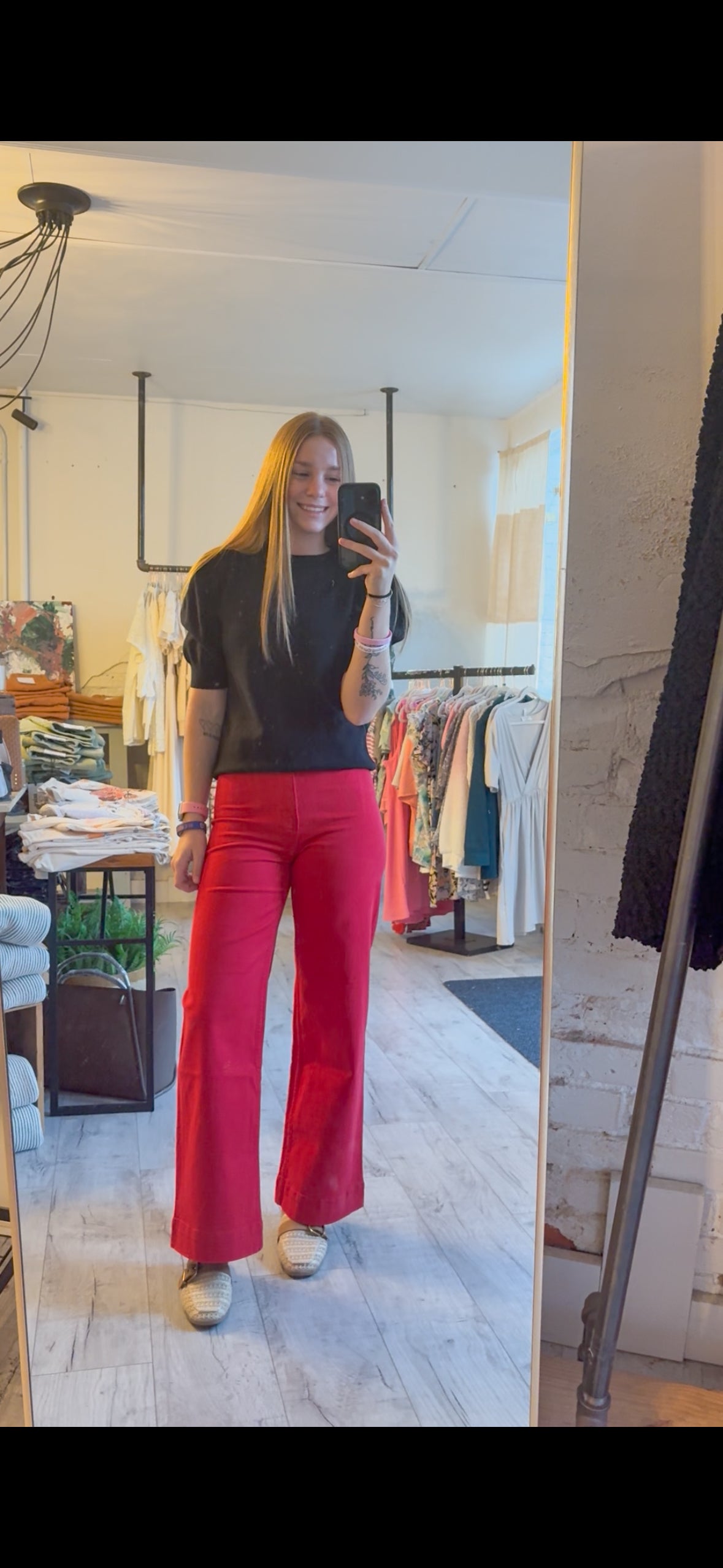 HIGH RISE WIDE ANKLE LEG in RED