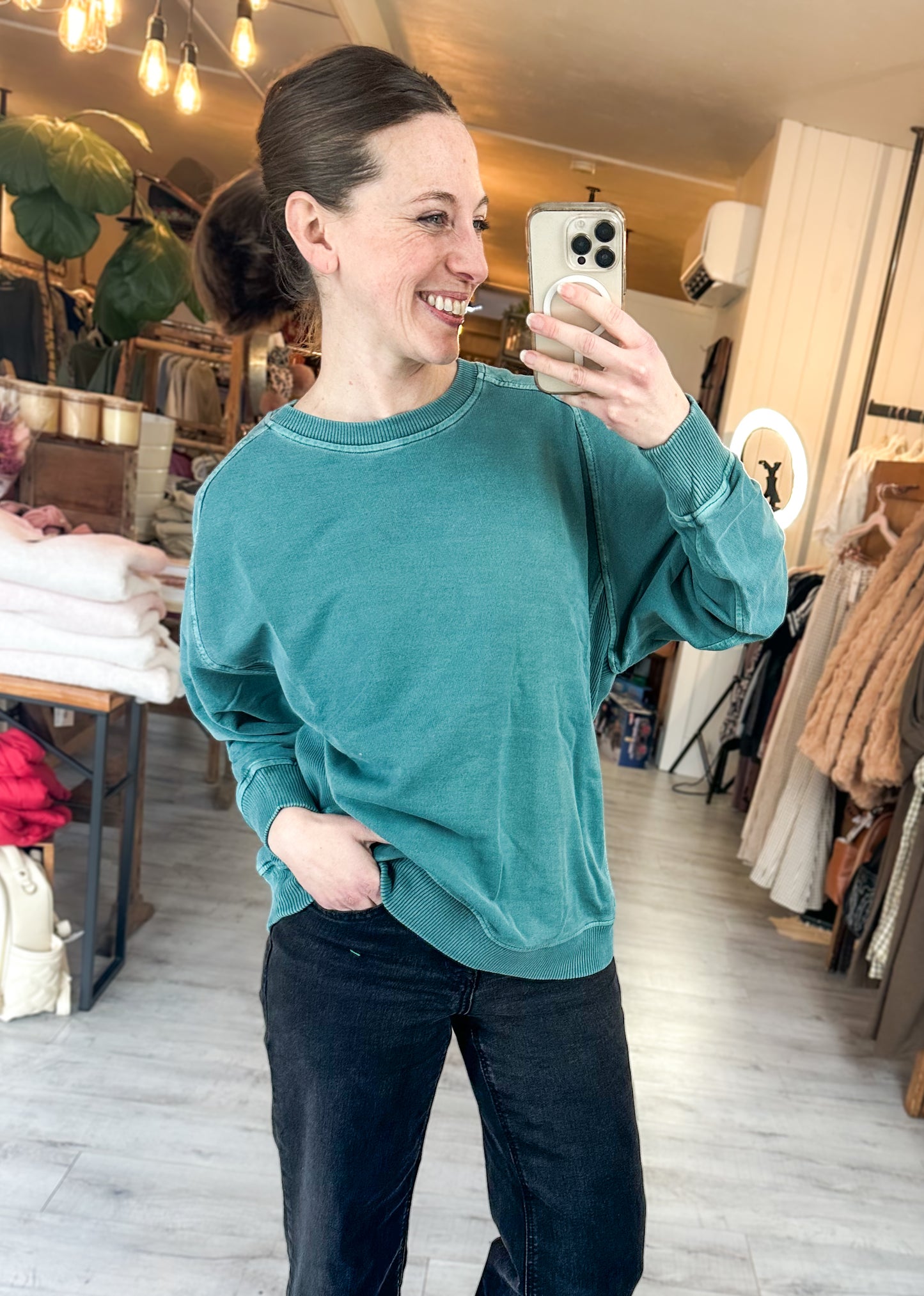 French Terry Pullover in Teal