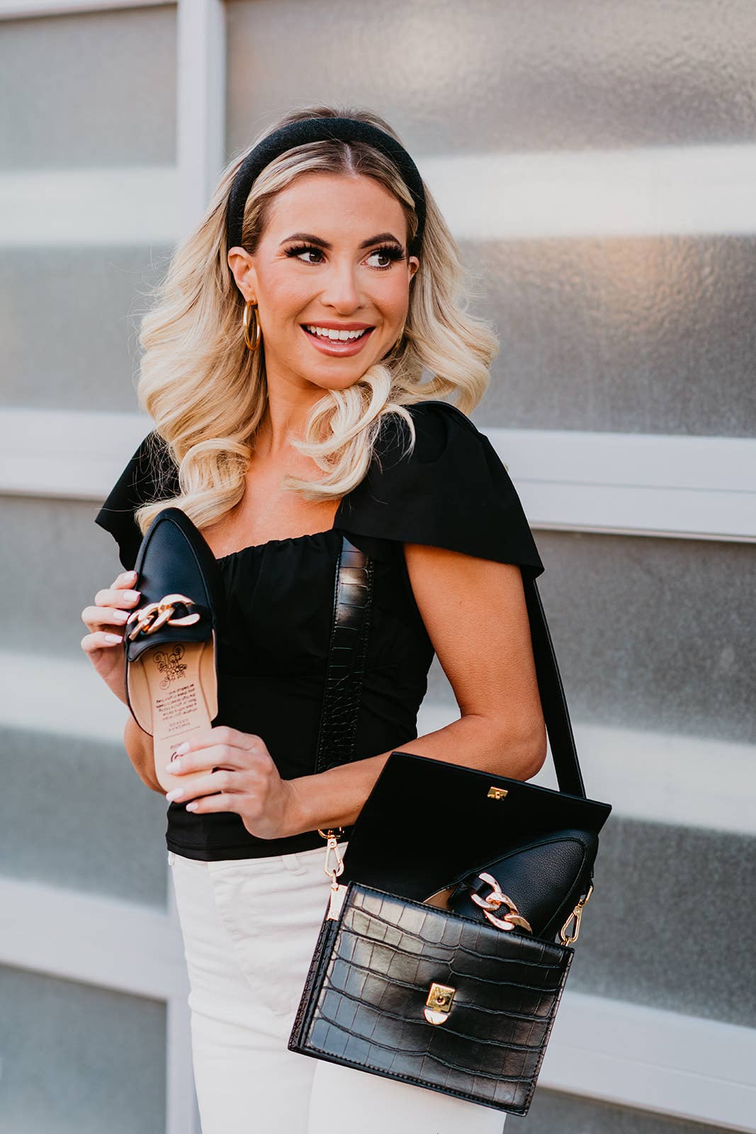 Downtown Girl by Rollasole