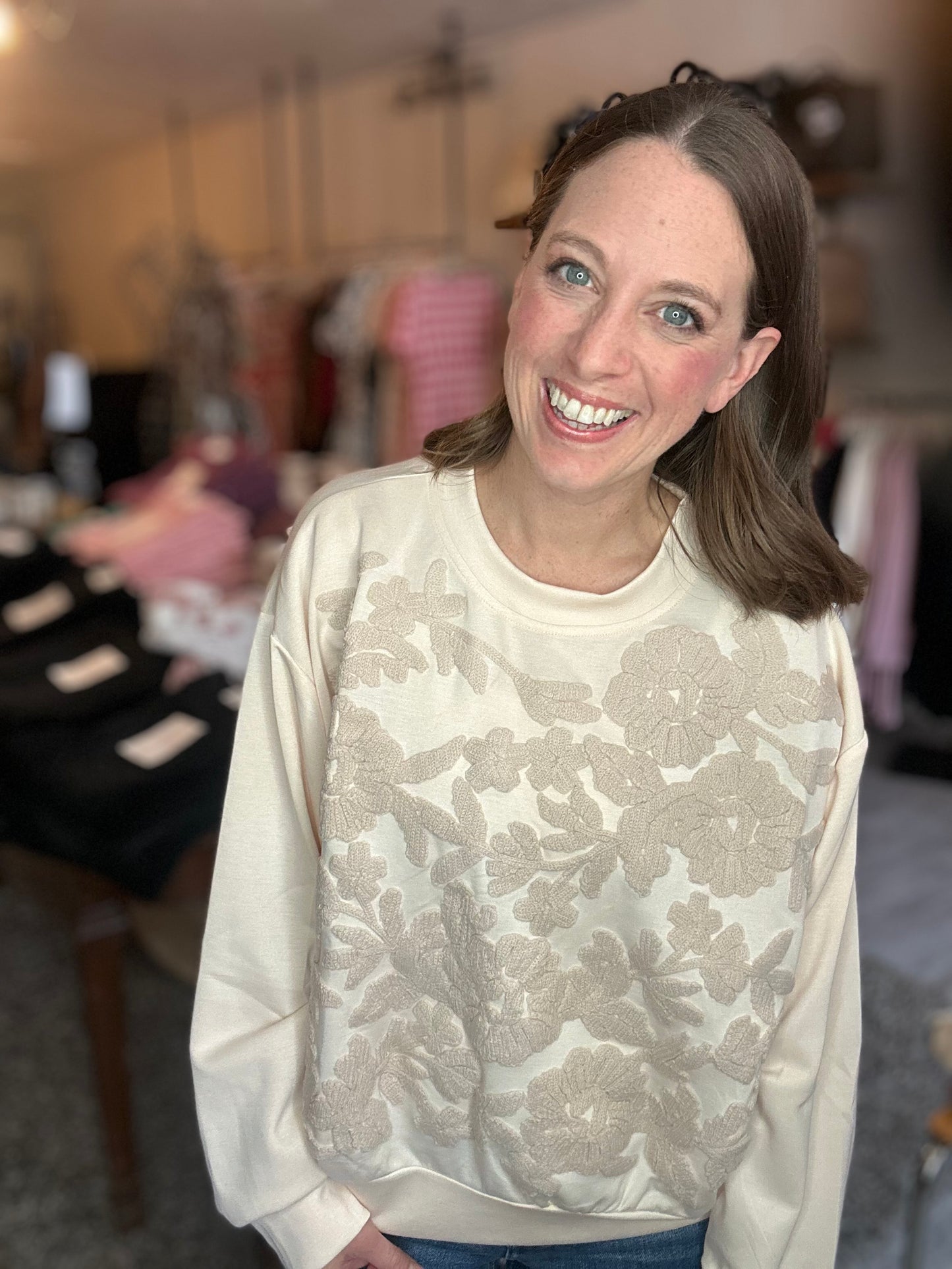 Floral Front Embroidery Pullover in Cream