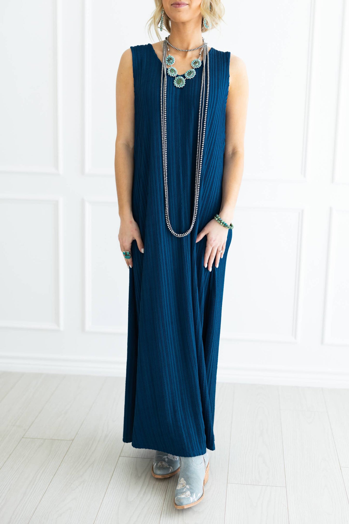 Side Slit Pleated Maxi Dress in Navy