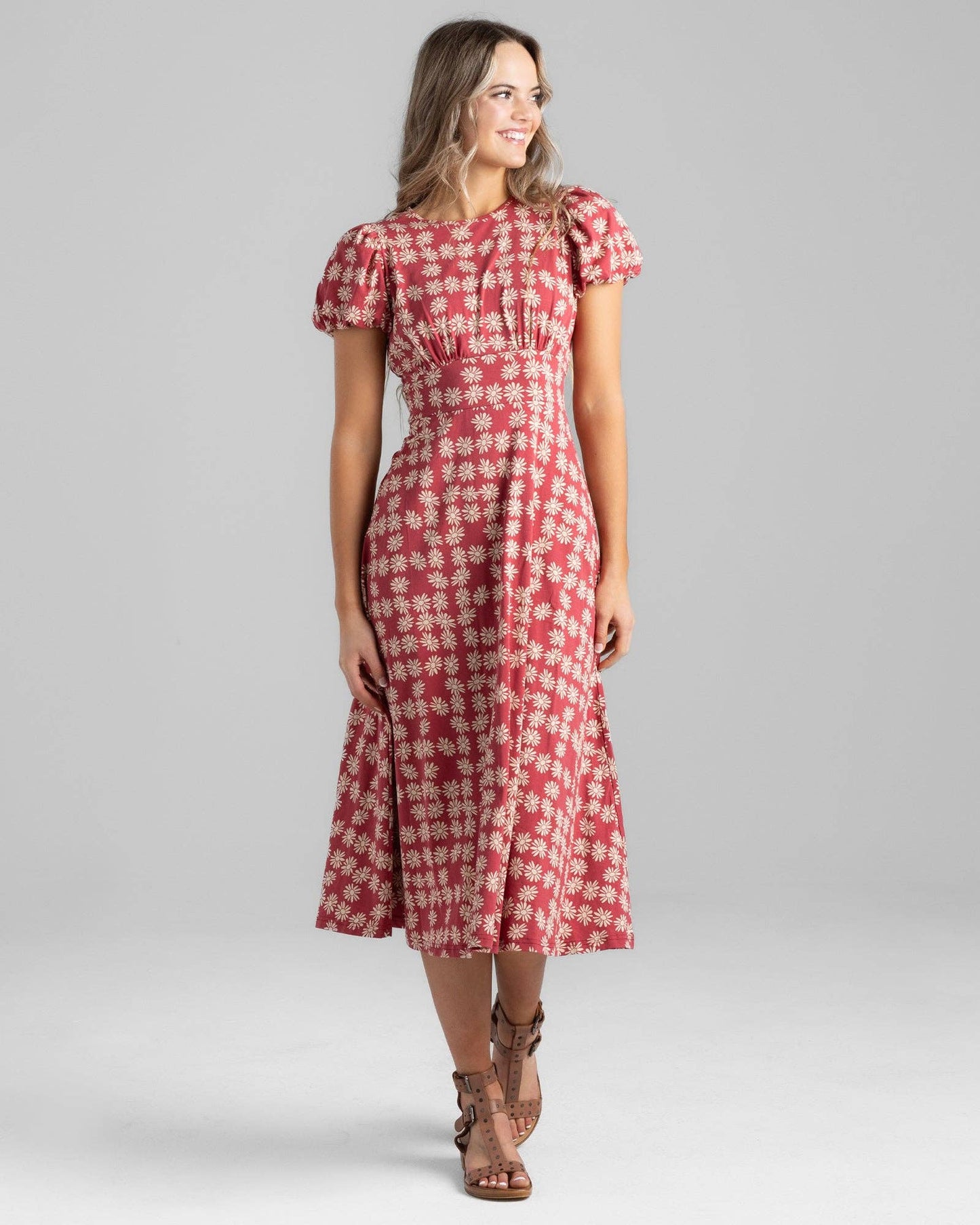 Mi Amor Daisy Midi Knit Dress in Red