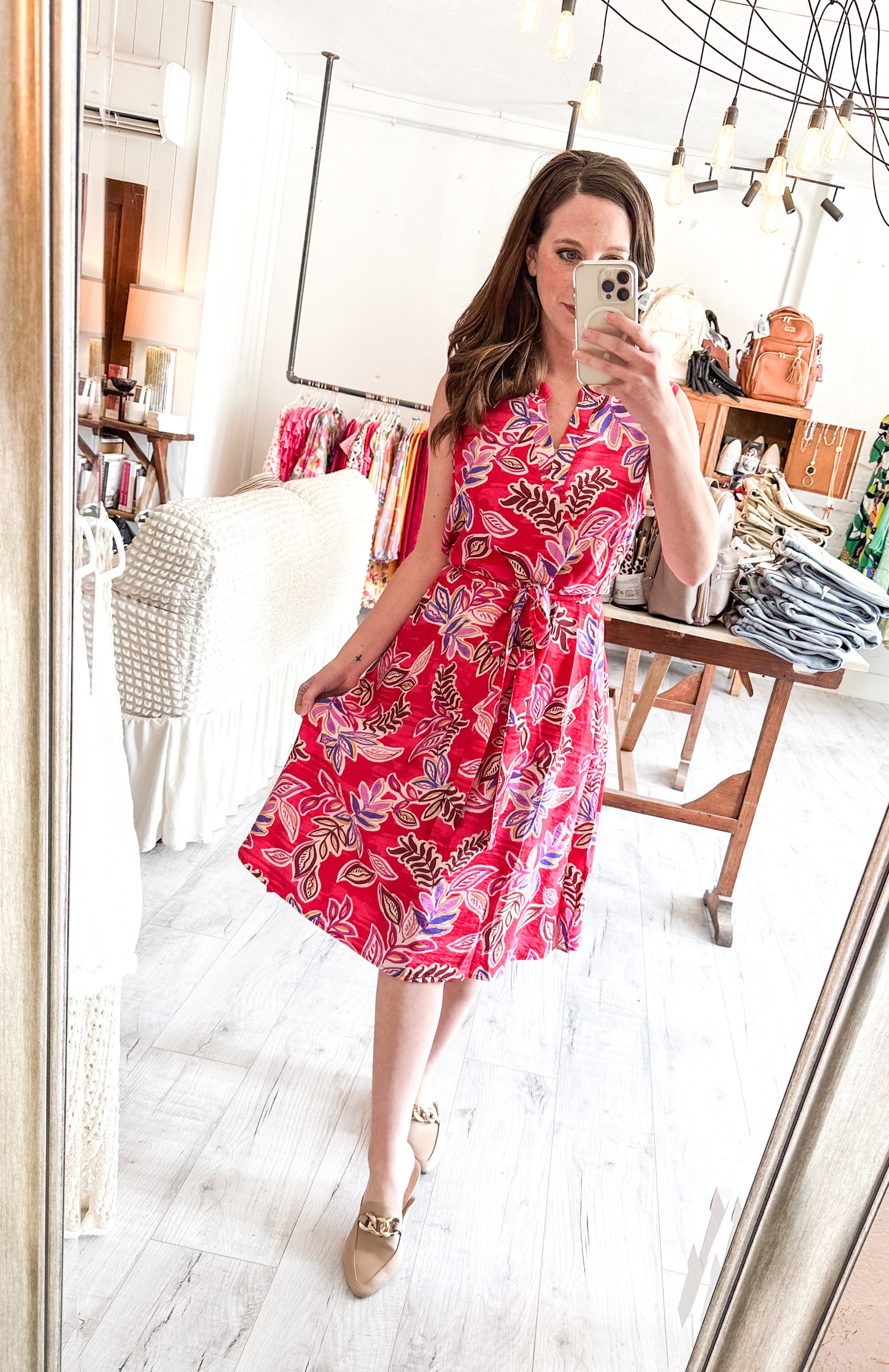 V-neck Midi Floral Print Dress w/ Adjustable Waist Detail in Fuchsia & Orchid