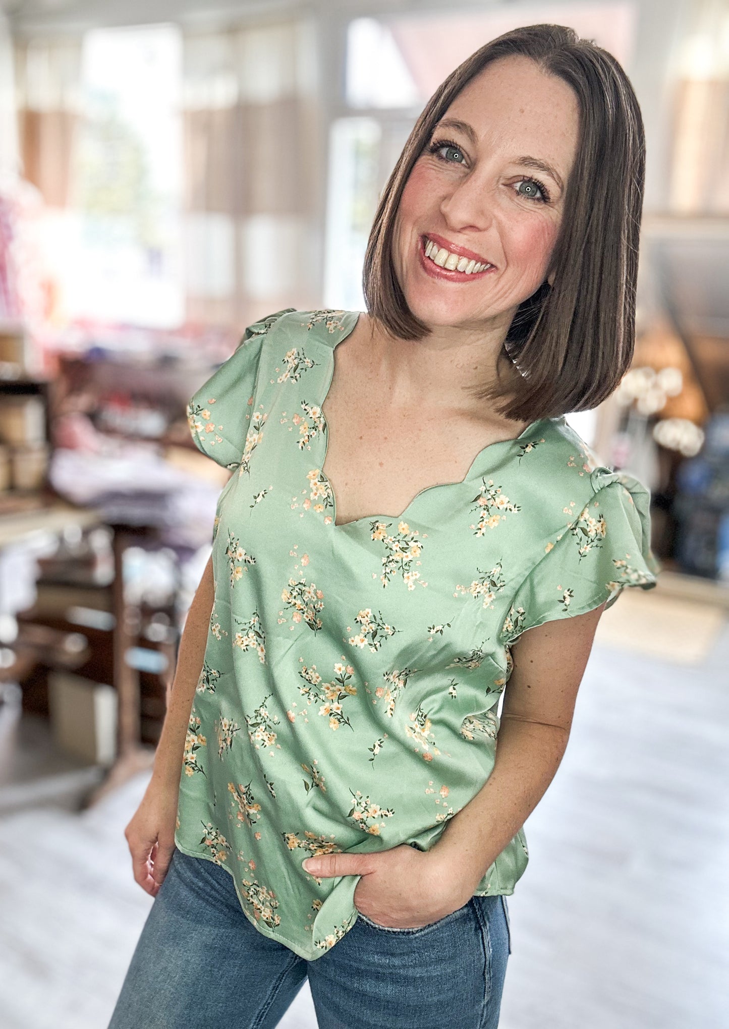 Floral Print V-Neck with Scallop edge in Dusty Mint