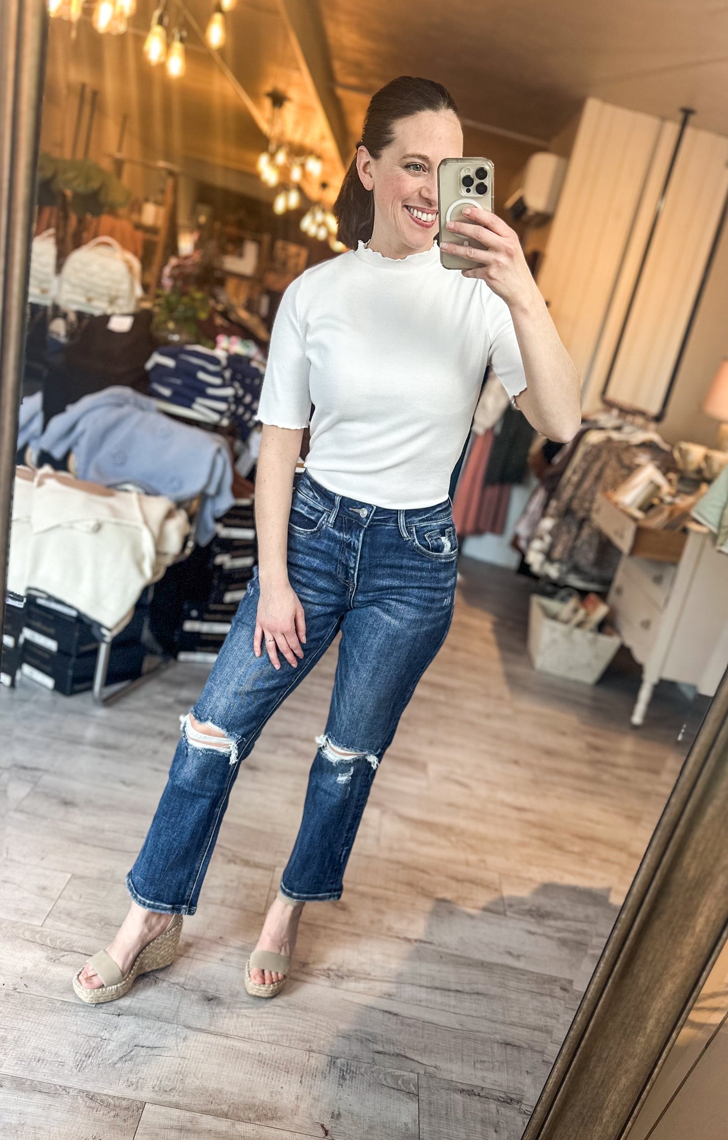 Ribbed Top with Scalloped Edge in Ivory