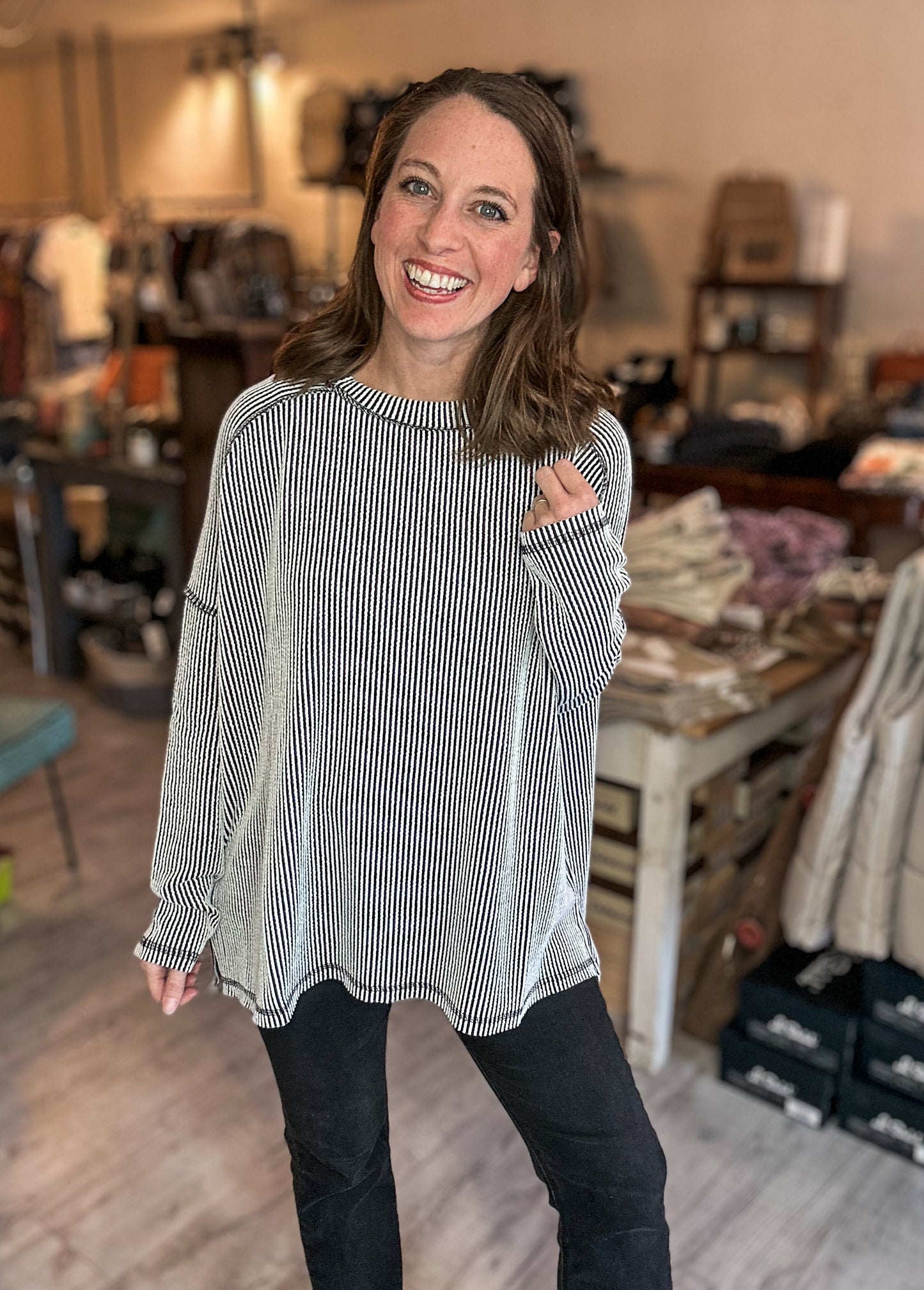 Raised Rib Edge Boat Neck Top in Black & White