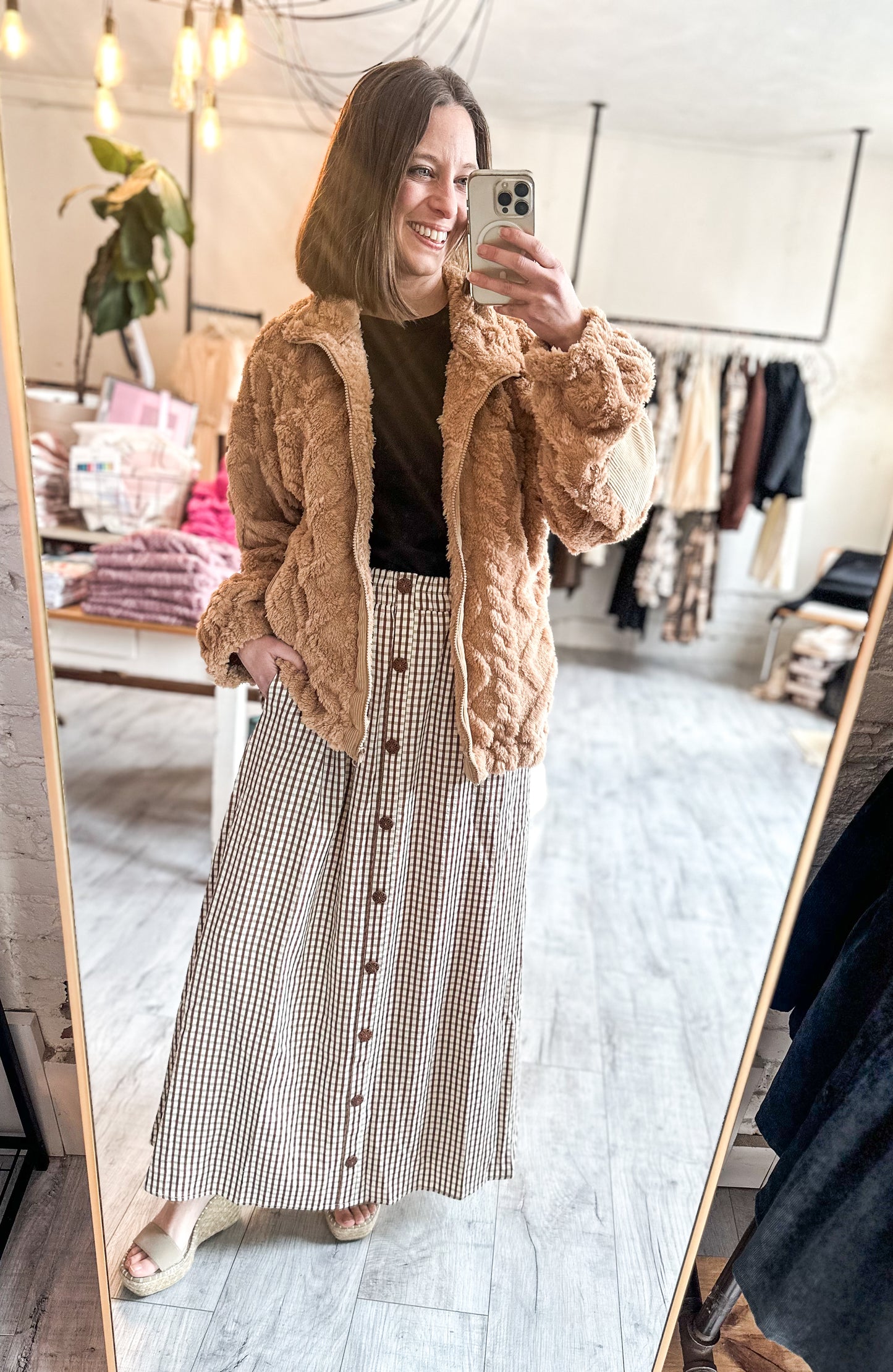 Fuzzy Fleece Cable Pattern Zip Up Jacket in Caramel Mocha