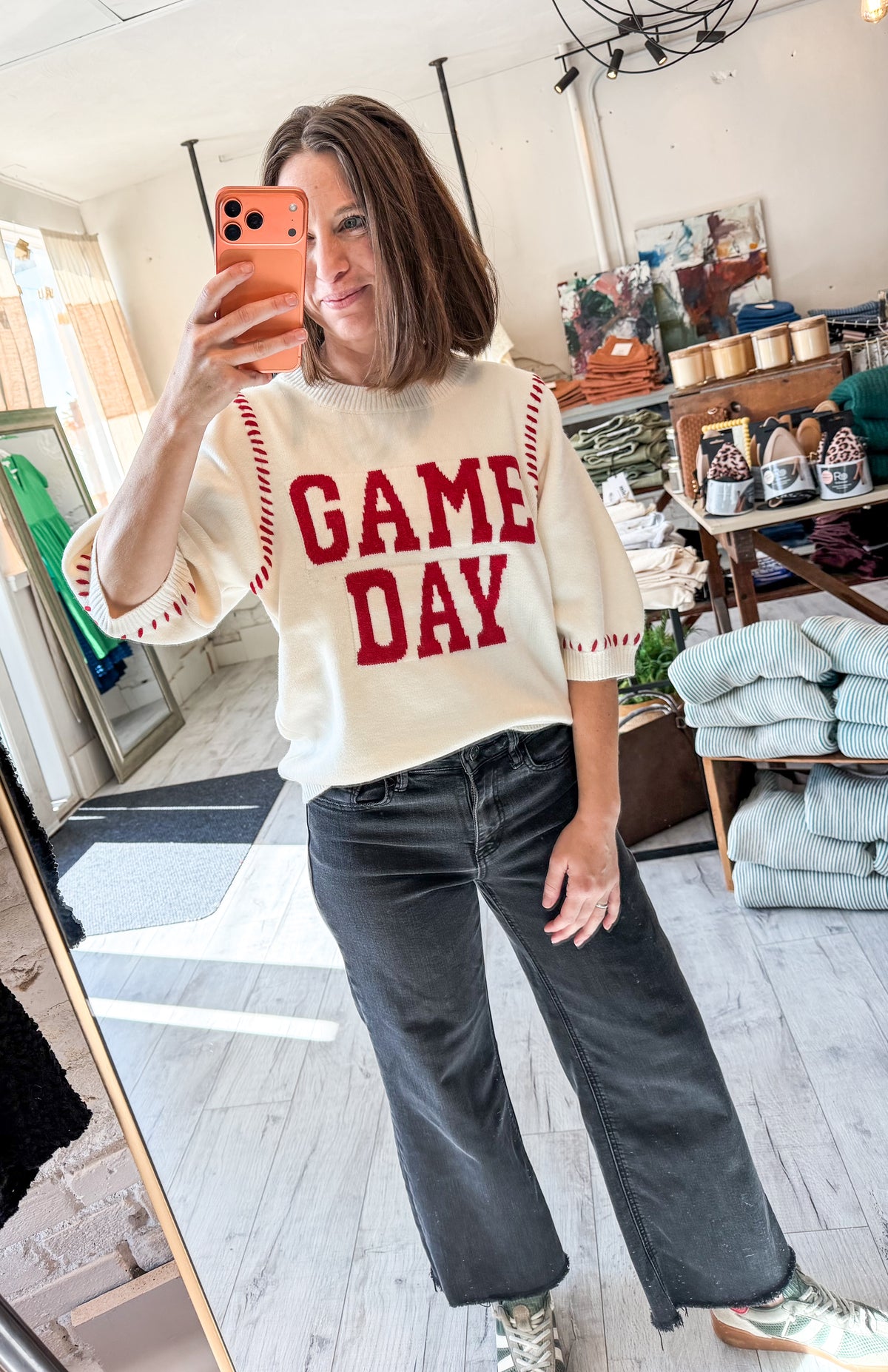 GAMEDAY THEME STITCH DETAIL PUFF SLEEVES KNIT TOP