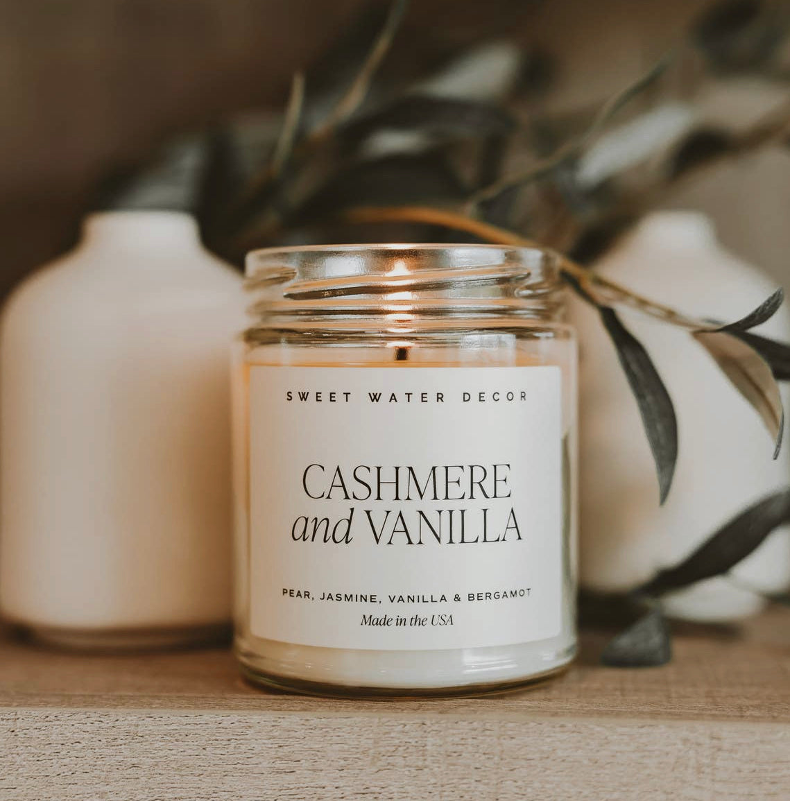 Cashmere and Vanilla: 9 oz Soy Candle