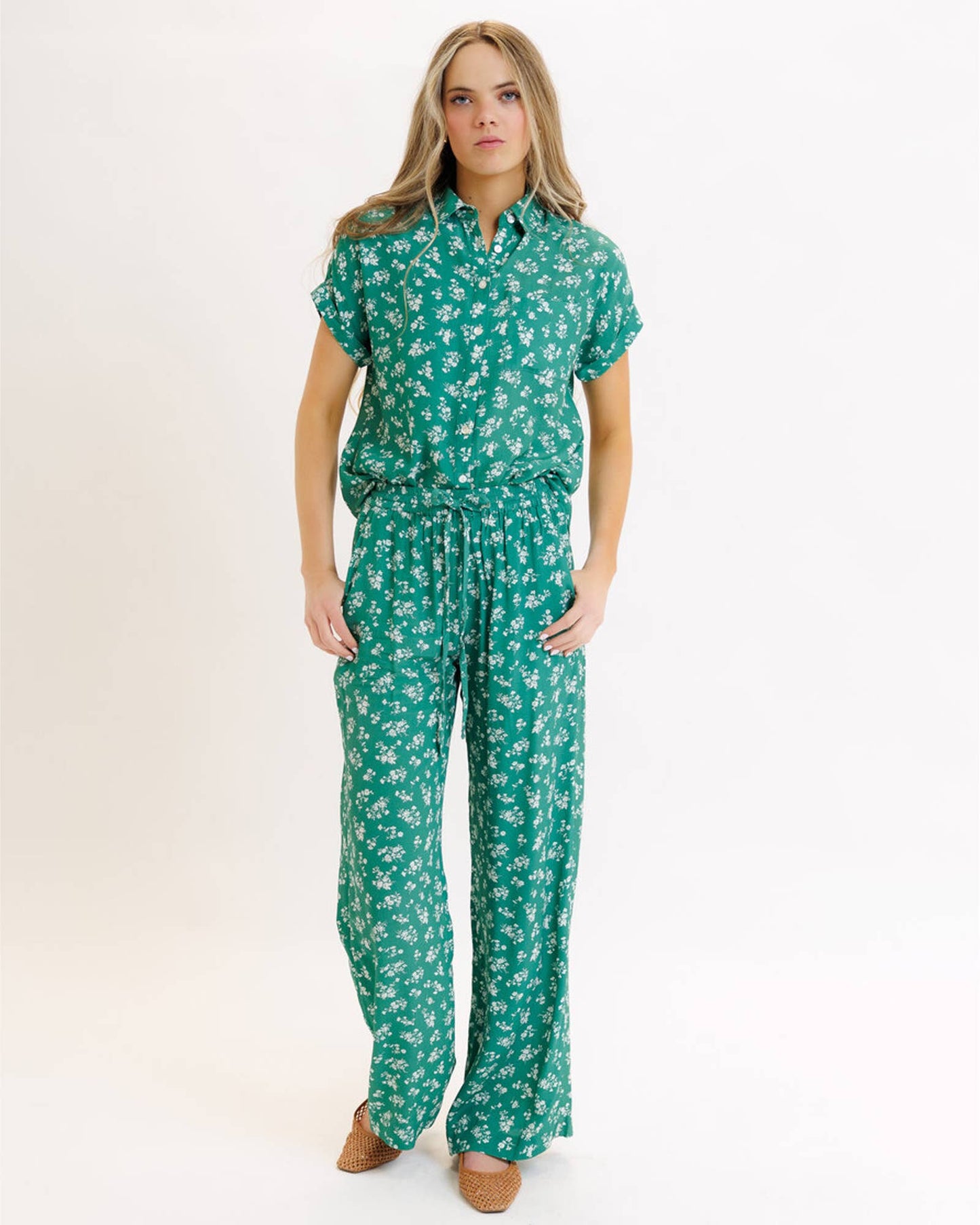 Comfy Green Floral Print Short Sleeve Button Down Shirt