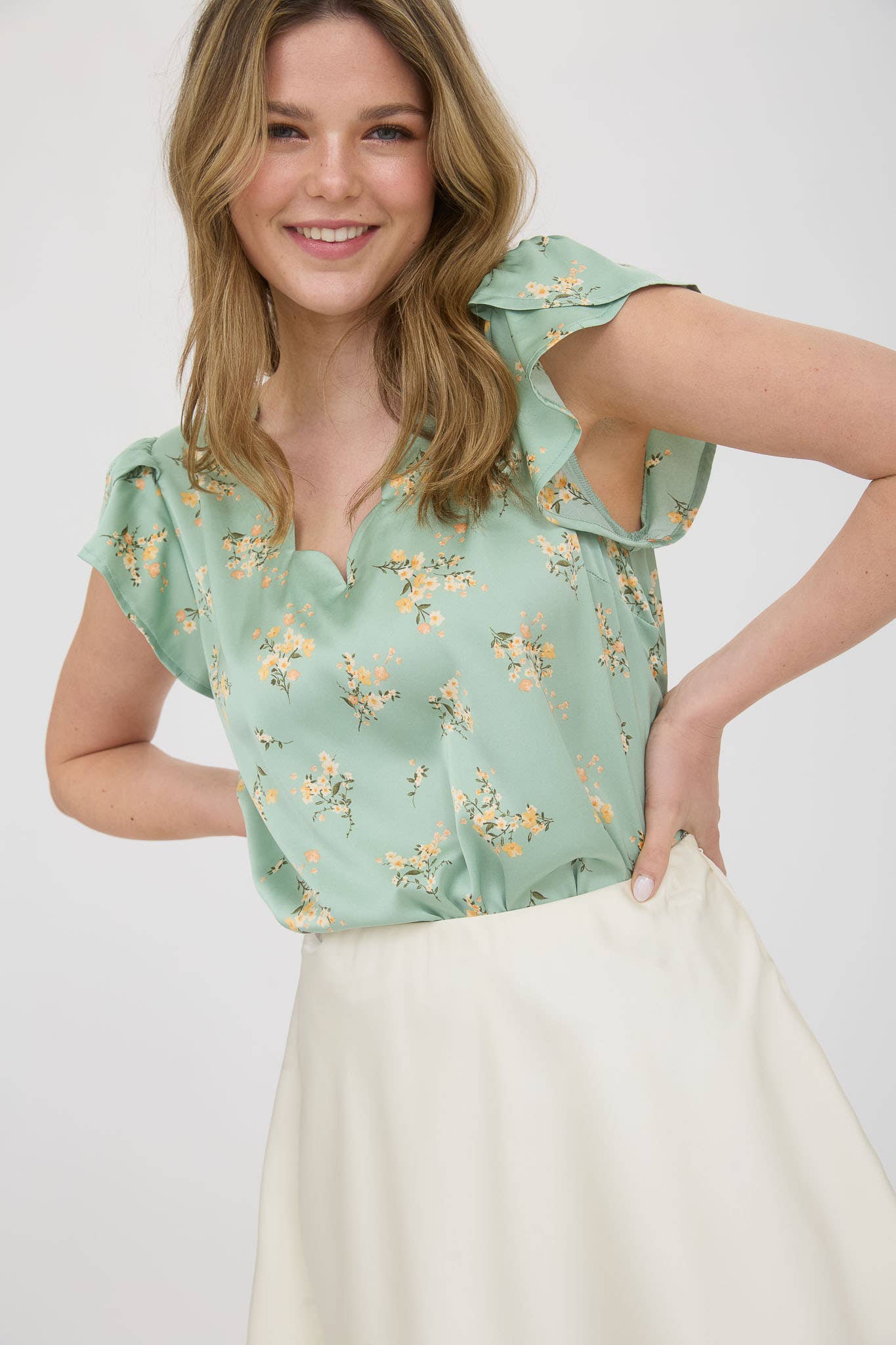 Floral Print V-Neck with Scallop edge in Dusty Mint