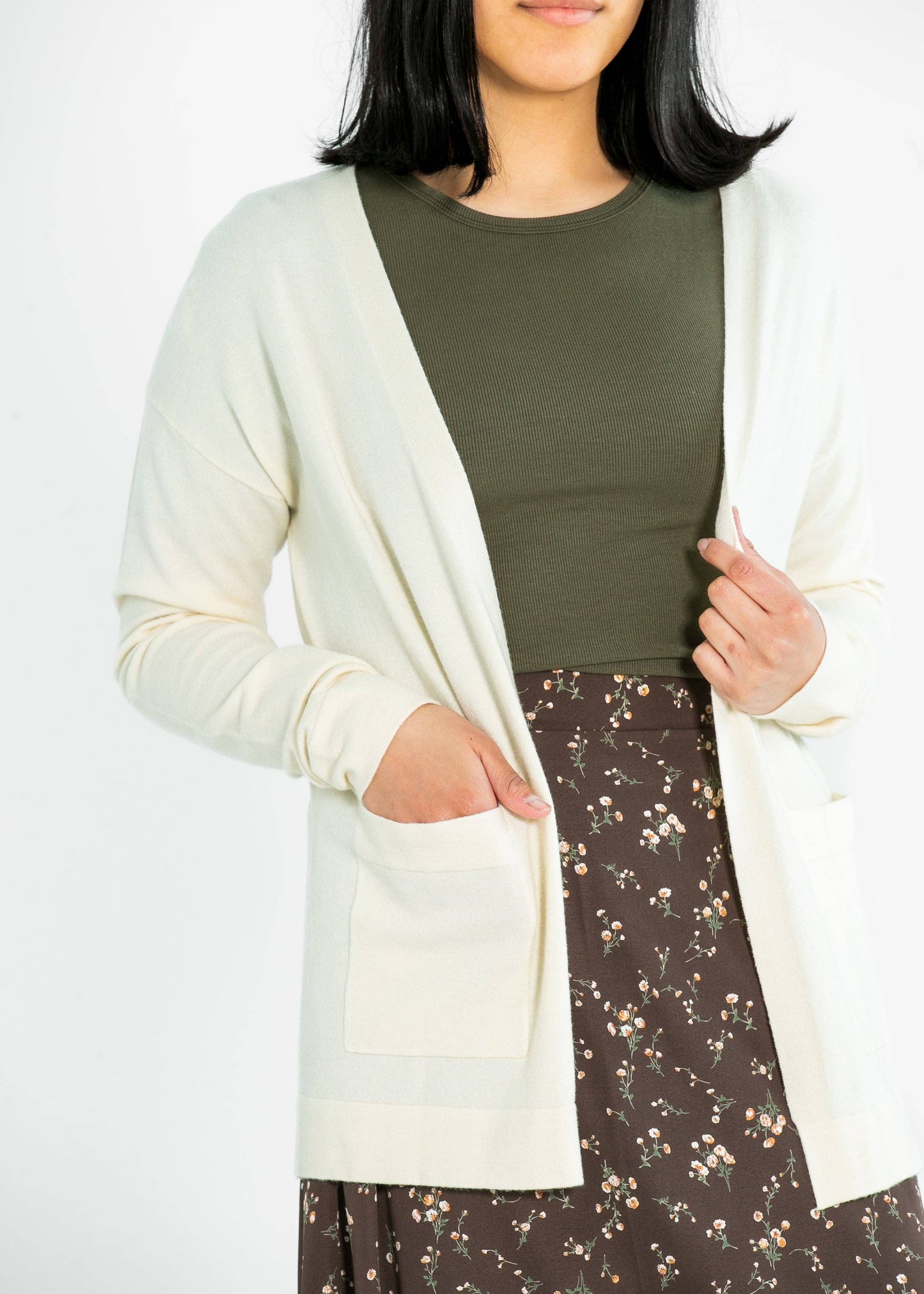 Womens Essential Soft Cardigan 27"
