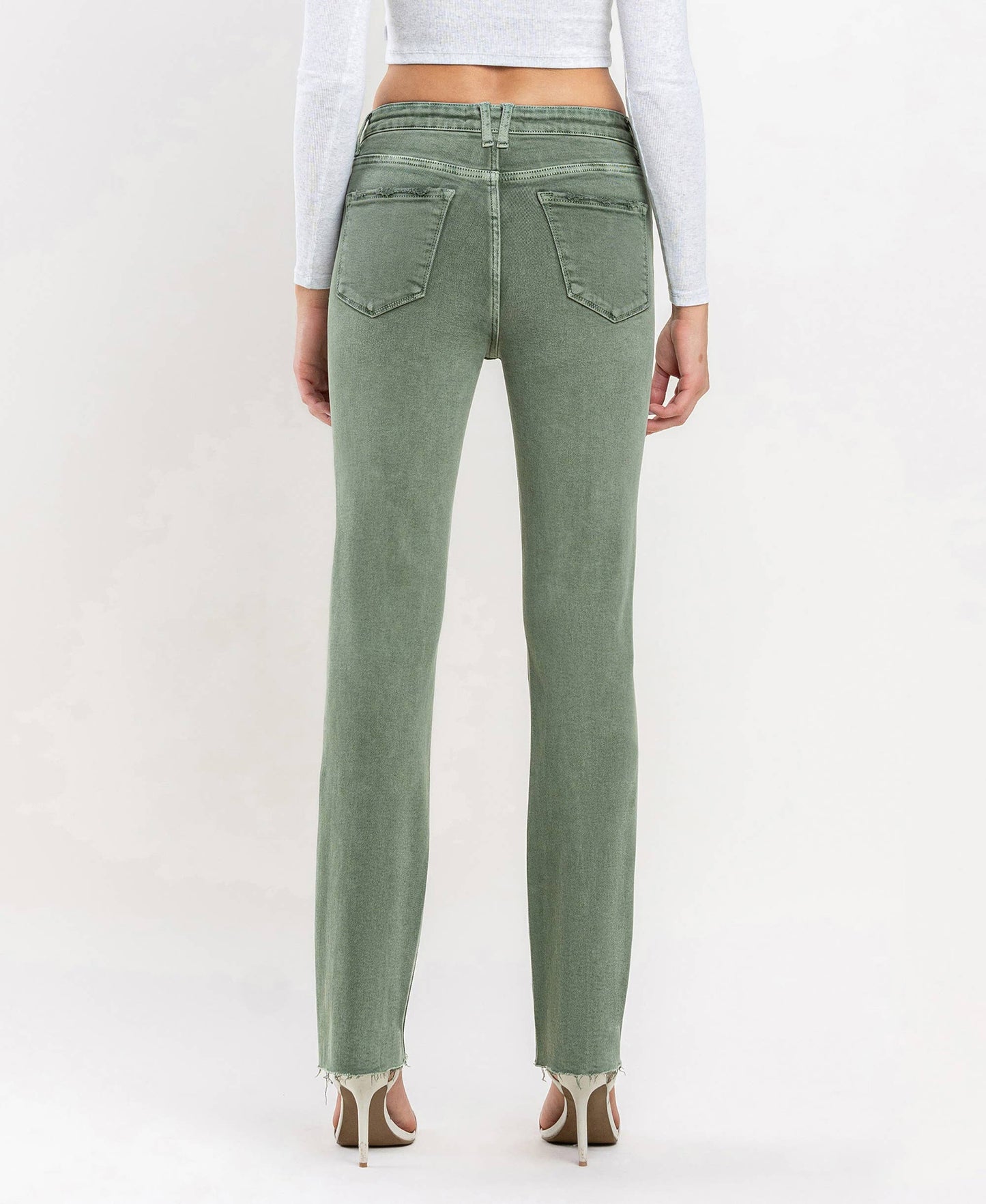 Mid Rise Ankel Bootcut Jean in Olive by Lovervet